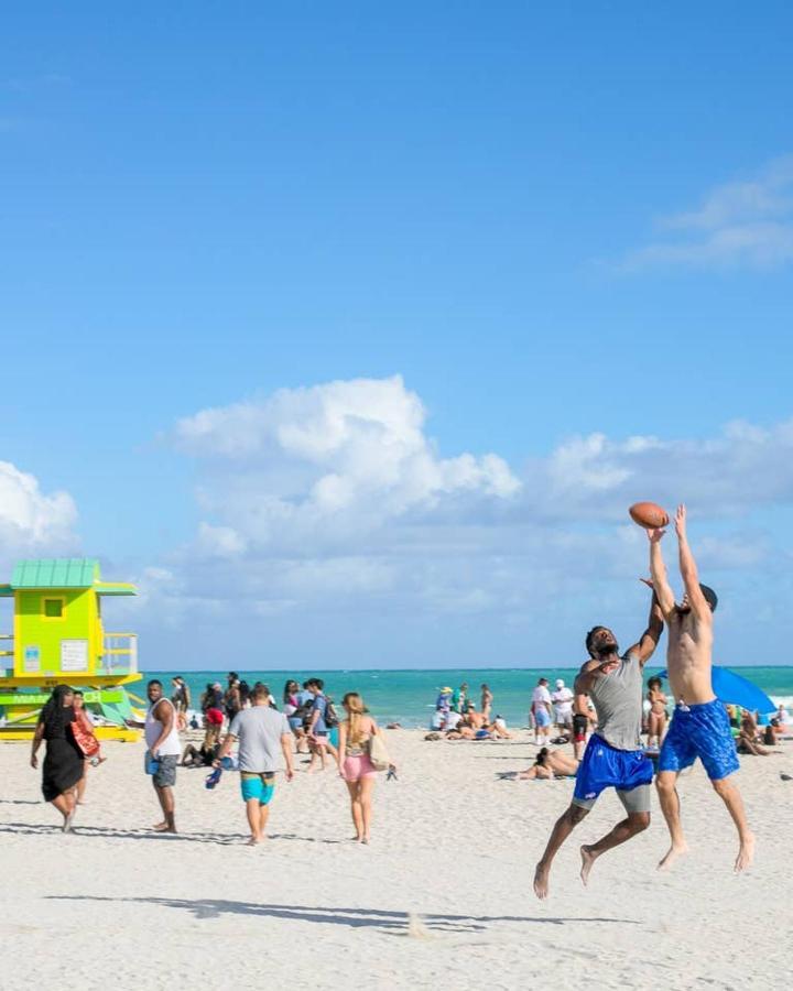 Ocean Beach Suites Miami Beach Exterior photo